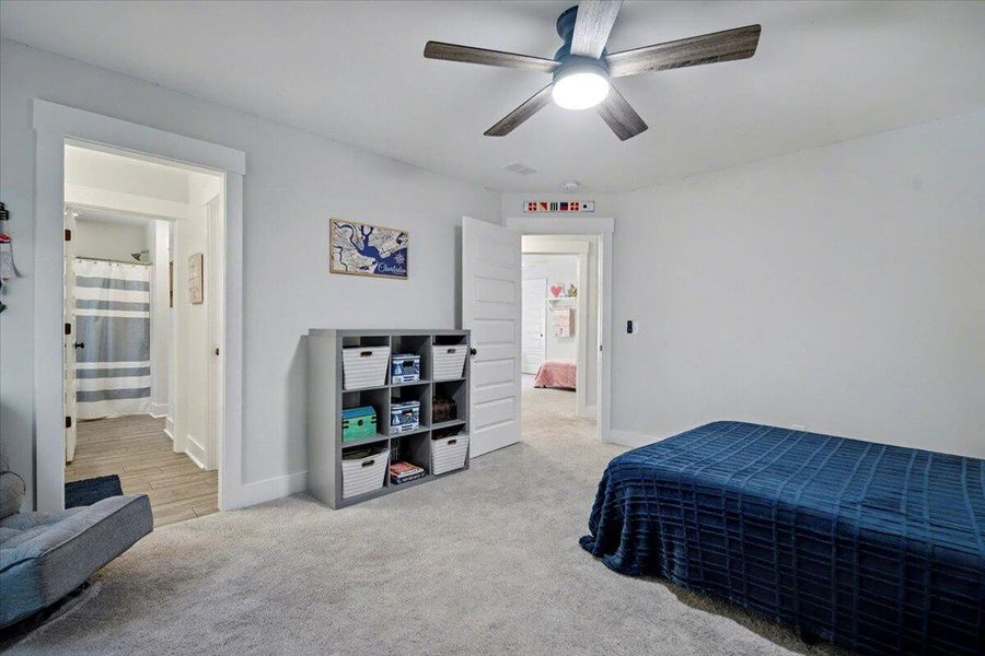 Furnished interior view inside a new home in Hewing Farms, Summerville (Image 37). Furnished interior view inside a new home in Hewing Farms, Summerville (Image 37).