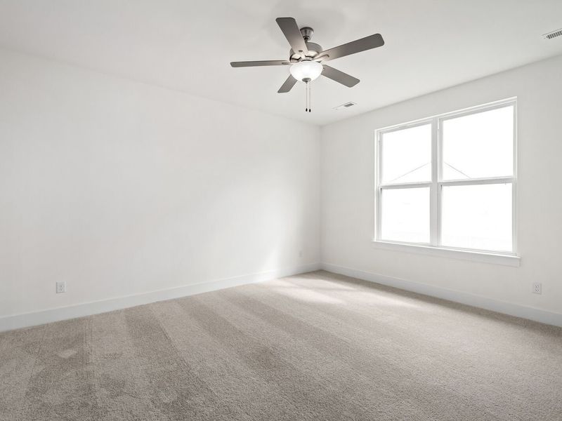 Spacious, unfurnished interior of a new home in Woods Crossing, Gallatin (Image 58).
