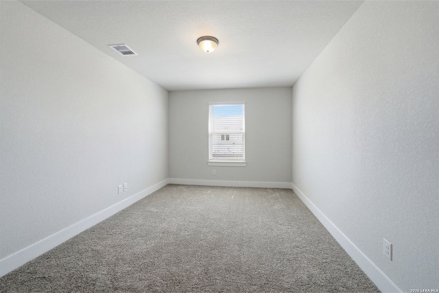 Spacious, unfurnished interior of a new home in Hickory Ridge, Elmendorf (Image 16).