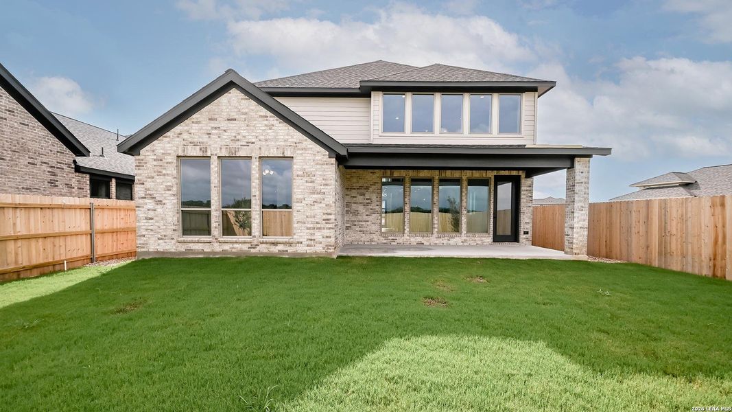 Exterior details and patio area of a home in Legacy at Lake Dunlap, New Braunfels (Image 3).