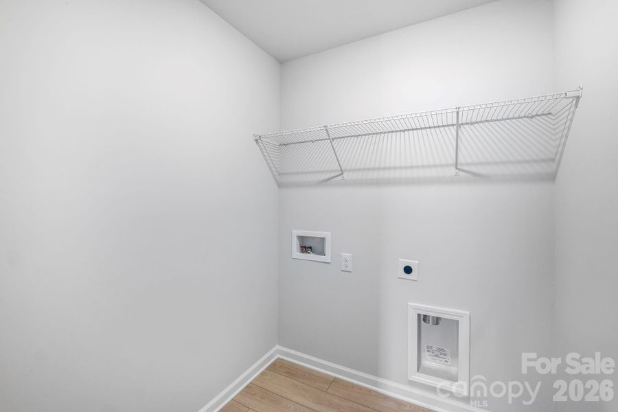 Spacious, unfurnished interior of a new home in Cleveland Hill, Shelby (Image 25).