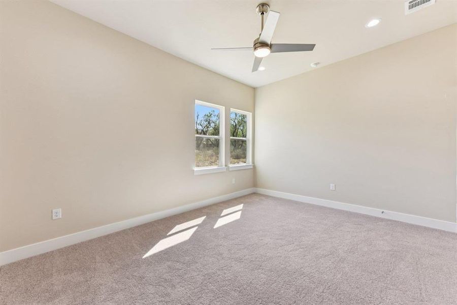 Spacious, unfurnished interior of a new home in , Cottonwood Shores (Image 16).