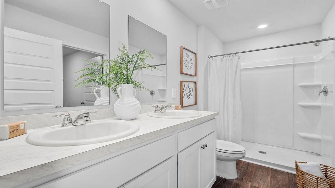 Furnished interior view inside a new home in Rice Hope, Port Wentworth (Image 25). Furnished interior view inside a new home in Rice Hope, Port Wentworth (Image 25).