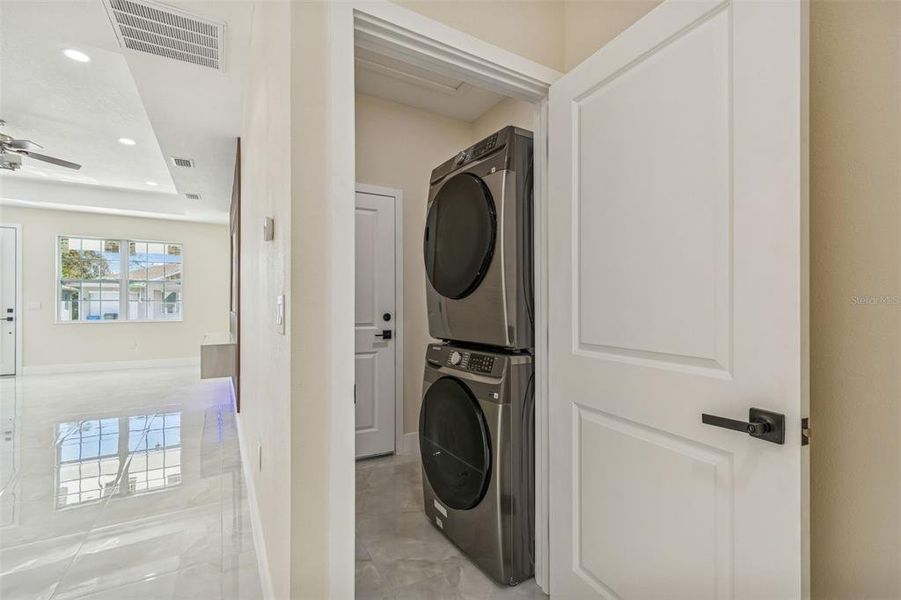 Furnished interior view inside a new home in , Tampa (Image 8).