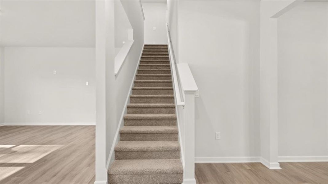 Spacious, unfurnished interior of a new home in Oconee Overlook, Gainesville (Image 19).