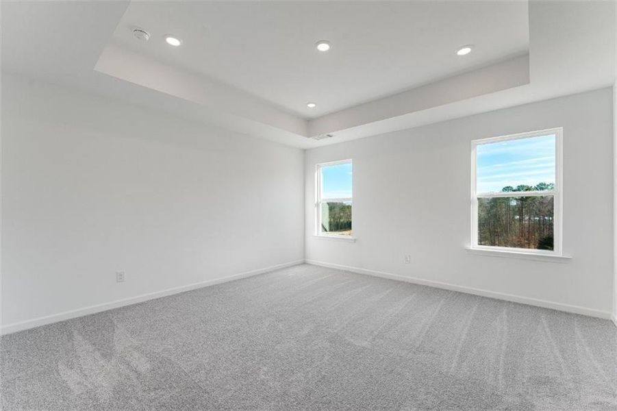 Spacious, unfurnished interior of a new home in Auburn Glen, Dacula (Image 23).