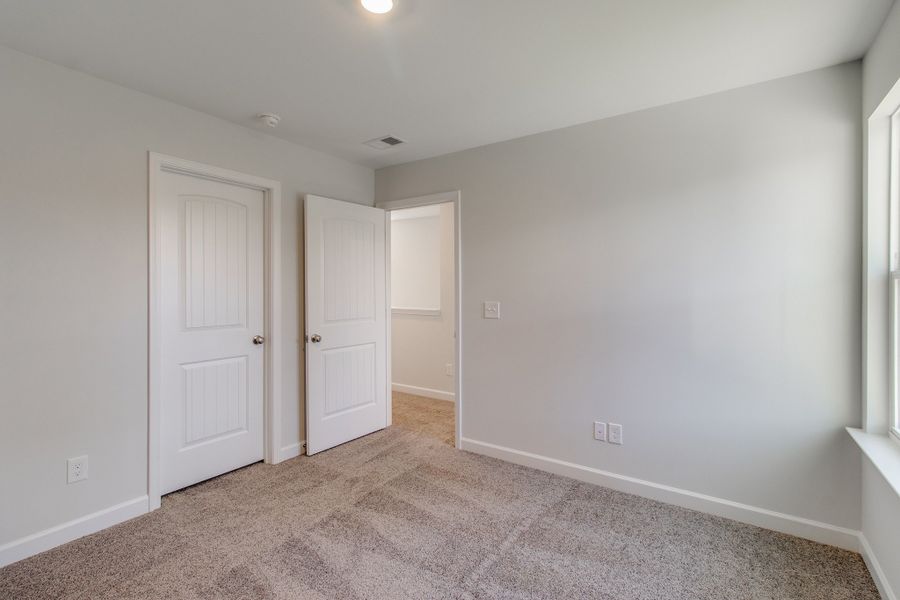 Spacious, unfurnished interior of a new home in Pebble Branch, Chapin (Image 36). Spacious, unfurnished interior of a new home in Pebble Branch, Chapin (Image 36).