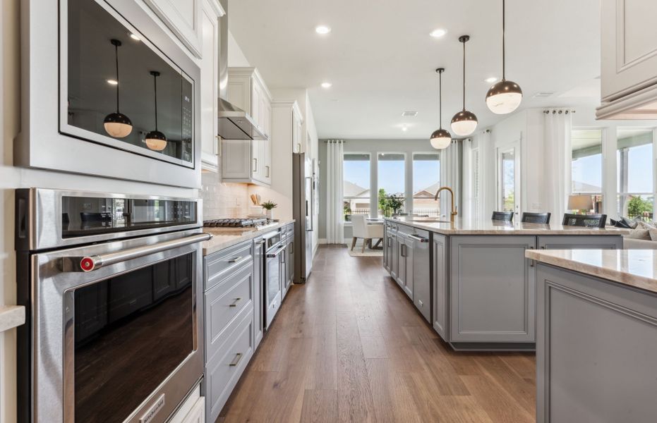 Representative furnished interior of a home built from the Renown by Del Webb in Del Webb Sonoma Verde, Rockwall (Image 9).