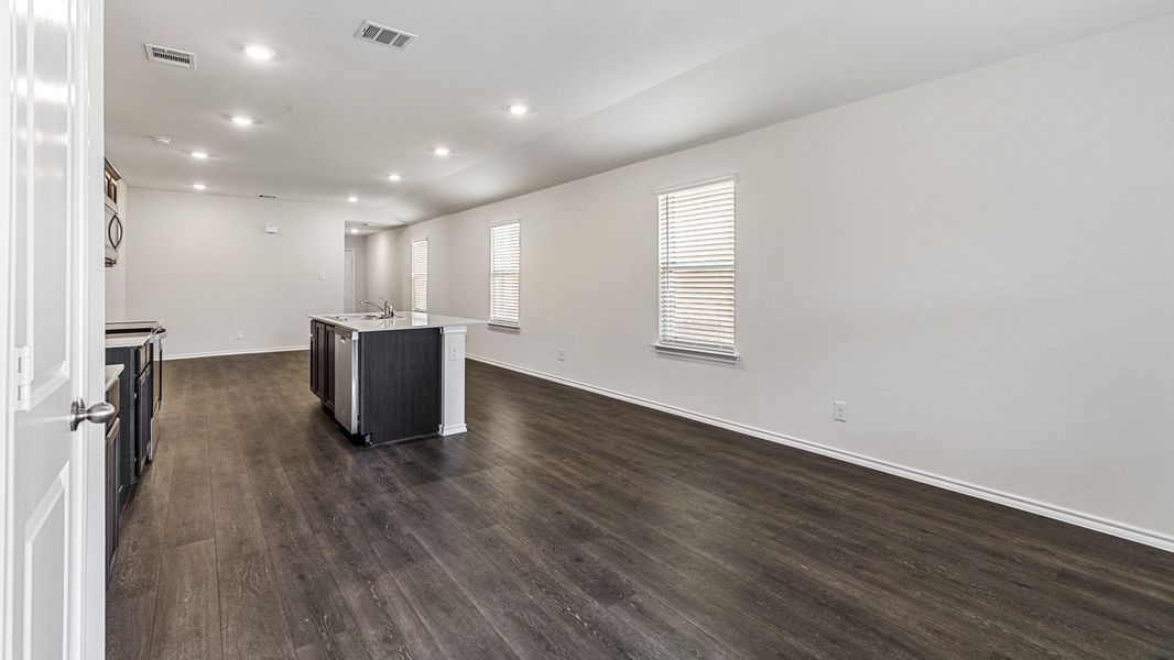 Spacious, unfurnished interior of a new home in Wildcat Ranch, Crandall (Image 24). Spacious, unfurnished interior of a new home in Wildcat Ranch, Crandall (Image 24).
