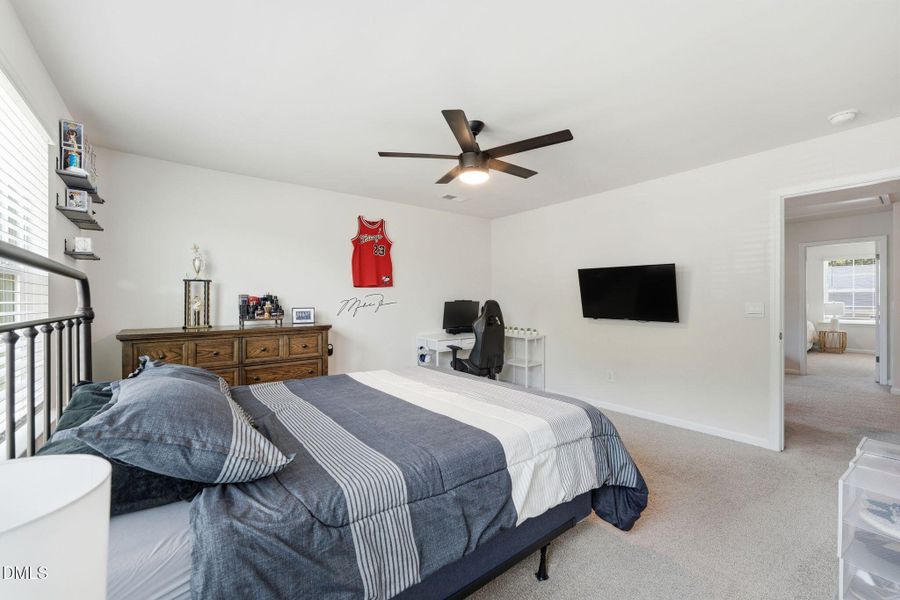 43-web-or-mls-ROB04855