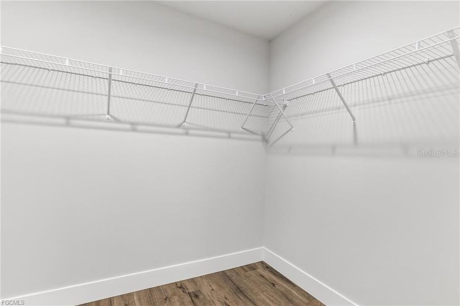 Spacious, unfurnished interior of a new home in , Punta Gorda (Image 22).