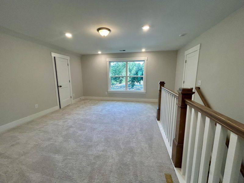 Spacious, unfurnished interior of a new home in Academy Park, Beaufort (Image 12). Spacious, unfurnished interior of a new home in Academy Park, Beaufort (Image 12).