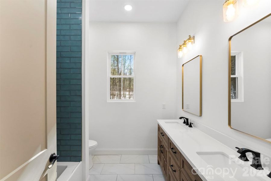 Furnished interior view inside a new home in , Kings Mountain (Image 32).