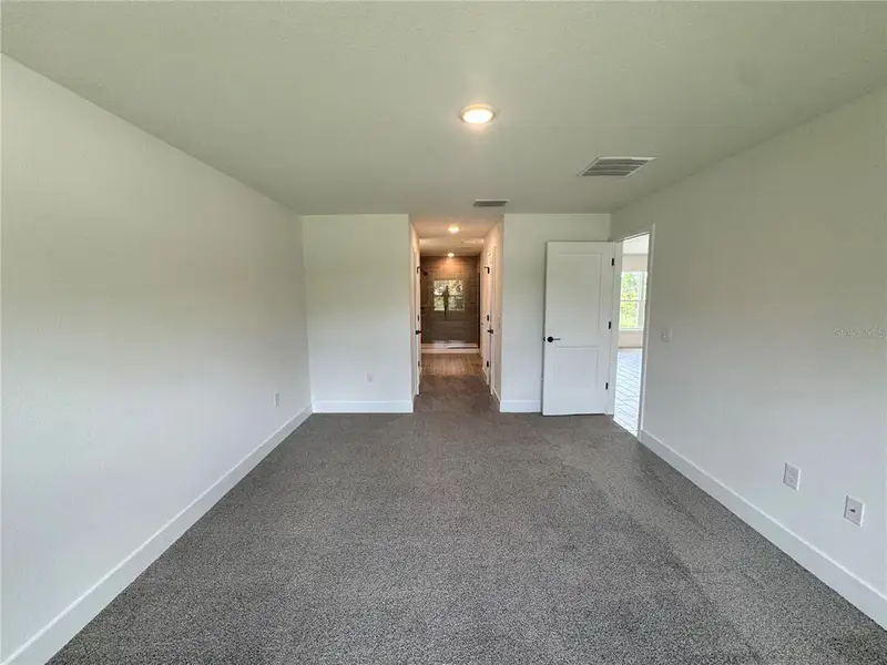 Spacious, unfurnished interior of a new home in North Port, North Port (Image 8).