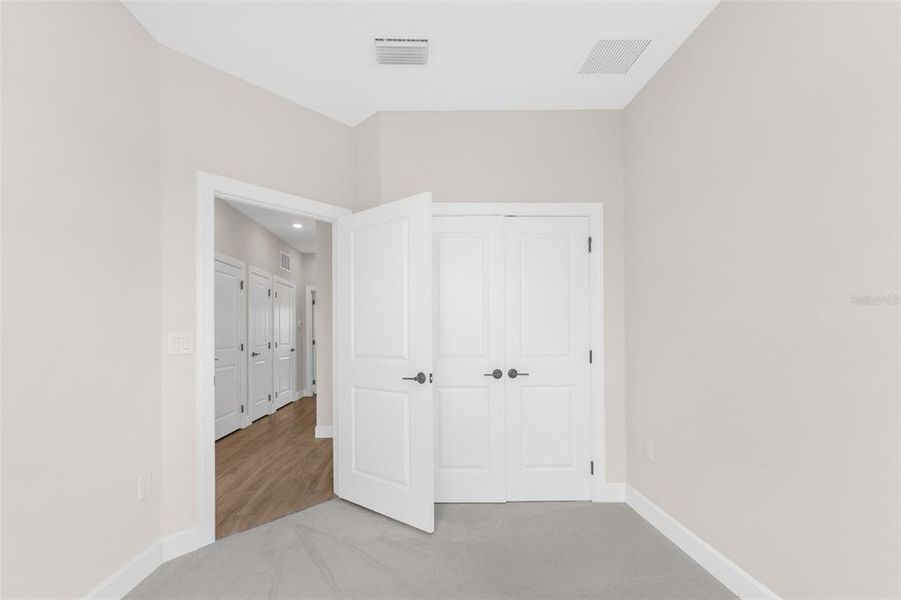 Spacious, unfurnished interior of a new home in Seahaven, Punta Gorda (Image 52).