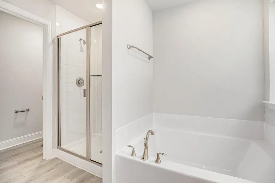 Image 16 of a home in Lago Mar.