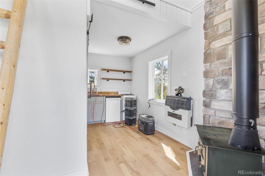 Furnished interior view inside a new home in , Jefferson (Image 7).
