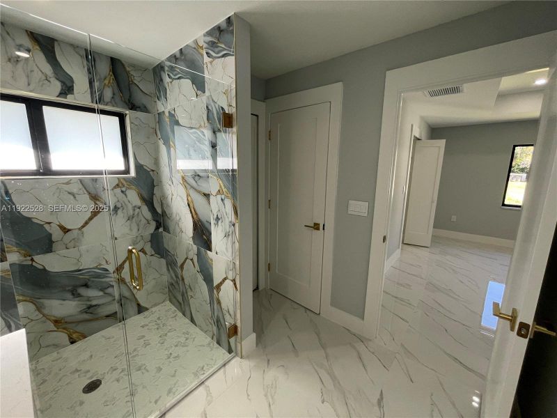 Image 63 of a home in . Image 63 of a home in .