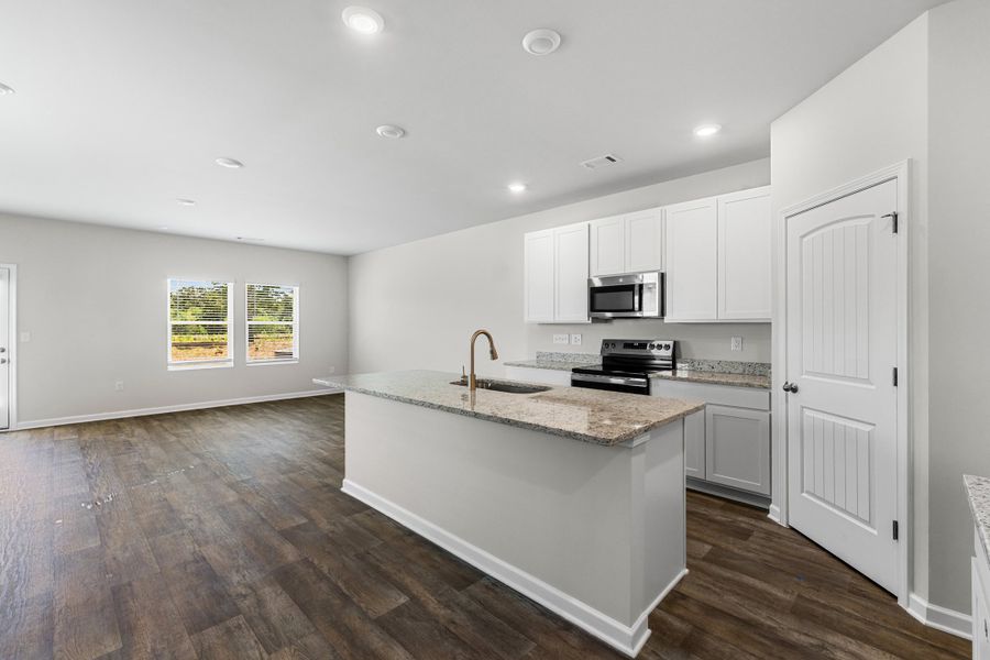4br New Home in Gainesville, GA.  - Slide 10