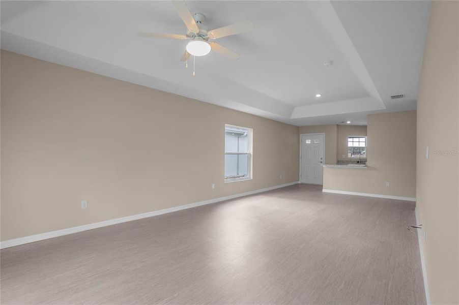 Spacious, unfurnished interior of a new home in , Floral City (Image 24).