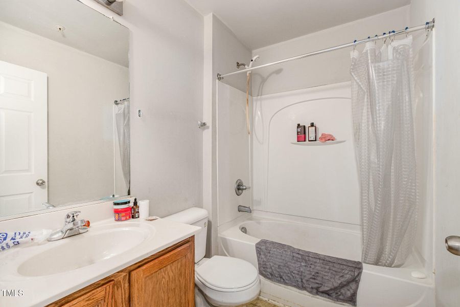 028_img_5707-edit_512