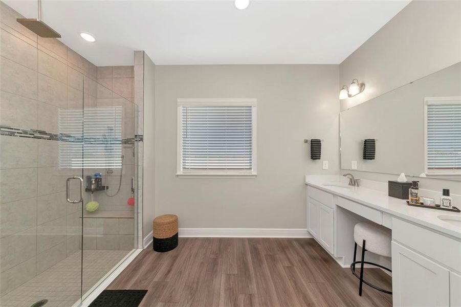 Furnished interior view inside a new home in , Bradenton (Image 13).