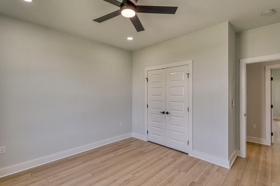 Spacious, unfurnished interior of a new home in , Kingsland (Image 22).