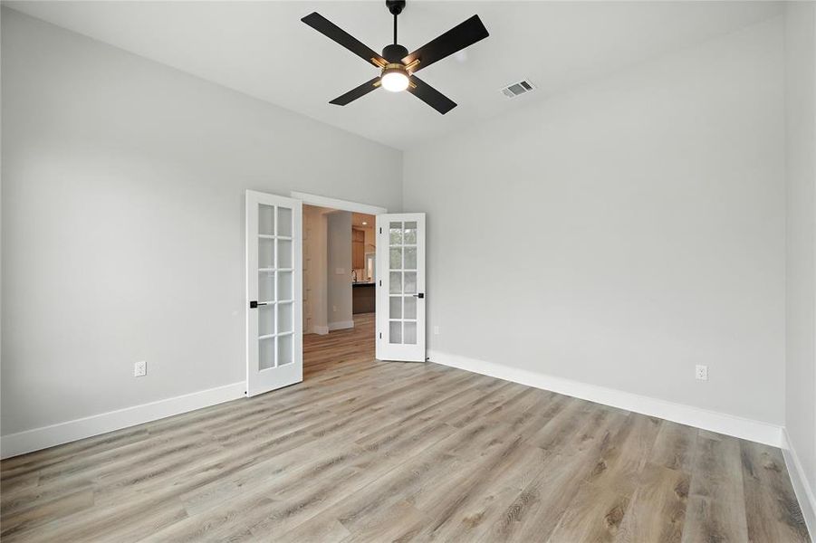 Spacious, unfurnished interior of a new home in , Weatherford (Image 27). Spacious, unfurnished interior of a new home in , Weatherford (Image 27).