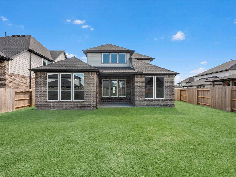 Exterior details and patio area of a home in Trillium, Richmond (Image 3).