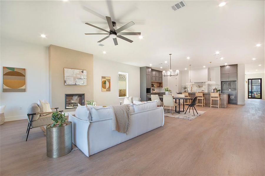 Furnished interior view inside a new home in , Dallas (Image 26).