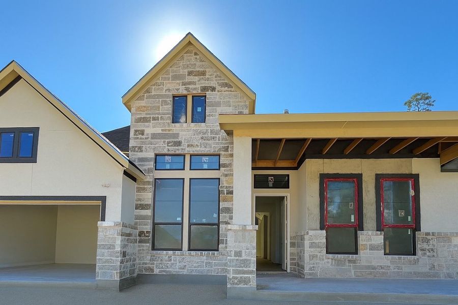 Exterior details and patio area of a home in Evergreen, Conroe (Image 18). Exterior details and patio area of a home in Evergreen, Conroe (Image 18).