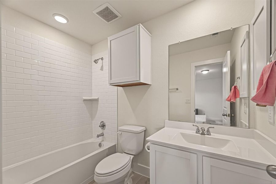 Furnished interior view inside a new home in Massey Oaks, Pearland (Image 16).