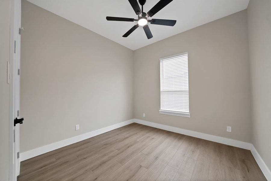 Spacious, unfurnished interior of a new home in , Decatur (Image 28).