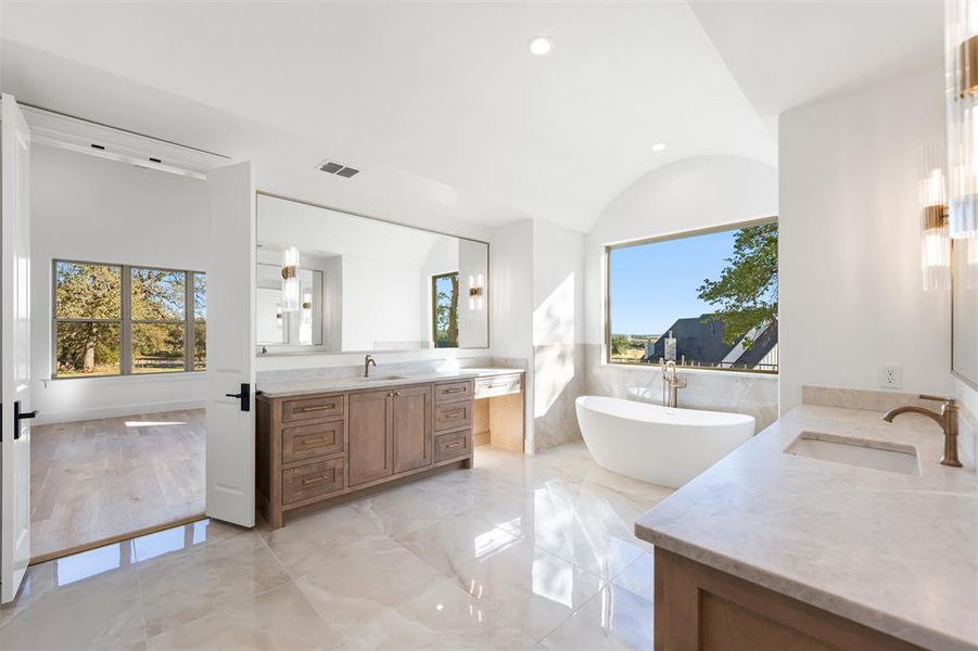 Furnished interior view inside a new home in , Weatherford (Image 10).