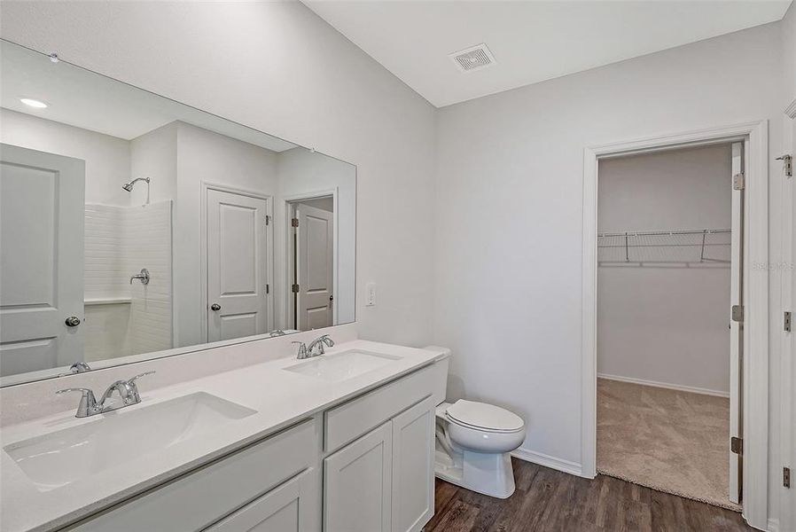 Furnished interior view inside a new home in Broadleaf, Parrish (Image 6).