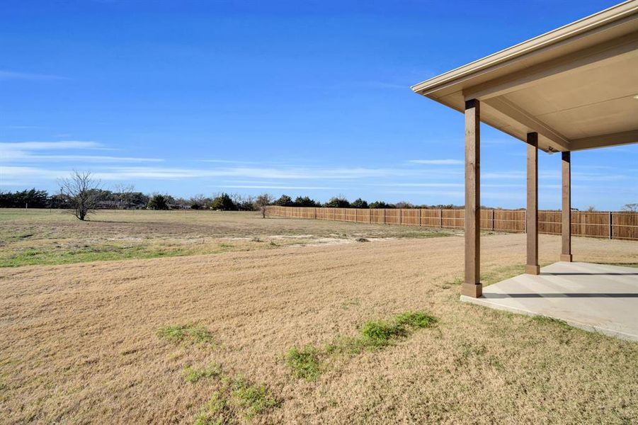 Great lot with no neighbors directly behind you