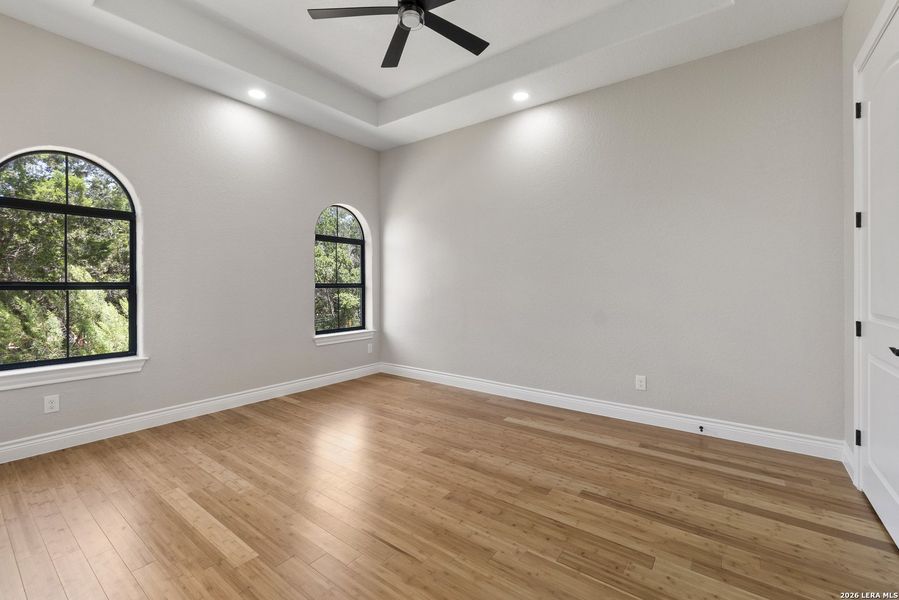 Spacious, unfurnished interior of a new home in , New Braunfels (Image 36).