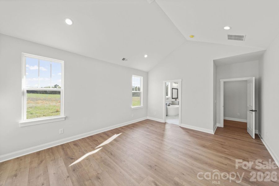 Spacious, unfurnished interior of a new home in , Lancaster (Image 18).