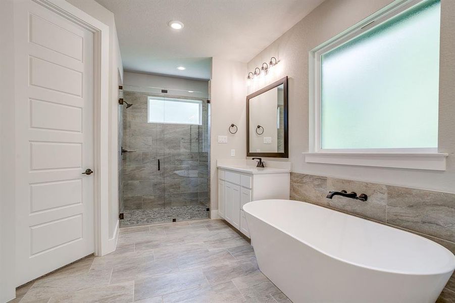 Furnished interior view inside a new home in Escondido Ranches, Poolville (Image 5). Furnished interior view inside a new home in Escondido Ranches, Poolville (Image 5).