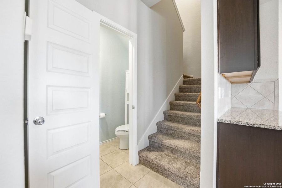 Spacious, unfurnished interior of a new home in Abbott Place, St. Hedwig (Image 26).