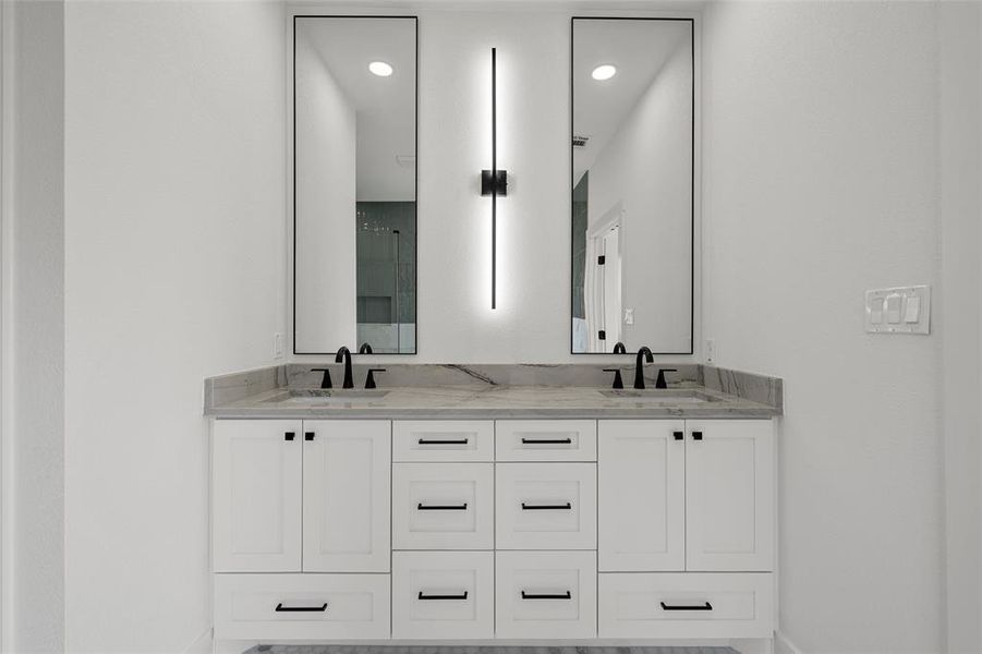 Furnished interior view inside a new home in , Hewitt (Image 17).