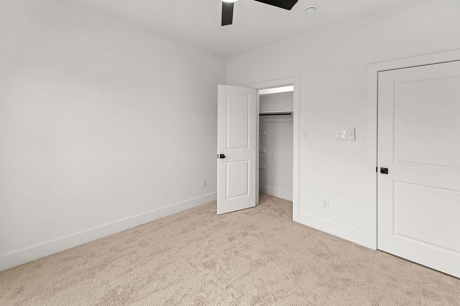 Spacious, unfurnished interior of a new home in , Greenville (Image 26).