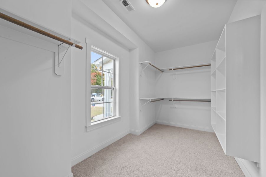 Spacious, unfurnished interior of a new home in Eli's Ridge, Winterville (Image 40).