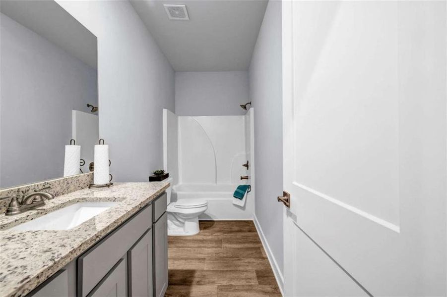 Furnished interior view inside a new home in Palmetto Oaks Phase III, Palmetto (Image 6). Furnished interior view inside a new home in Palmetto Oaks Phase III, Palmetto (Image 6).