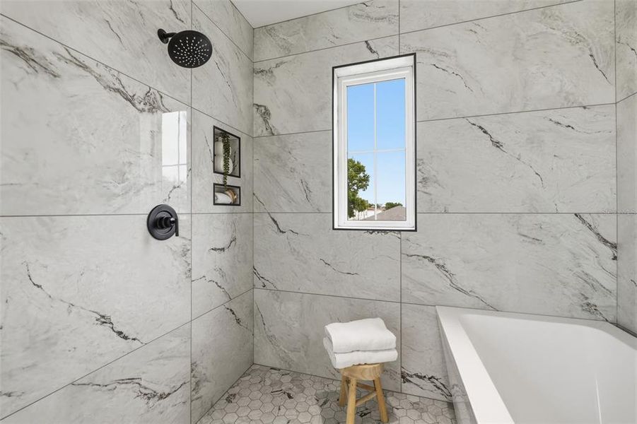 Image 43 of a home in .