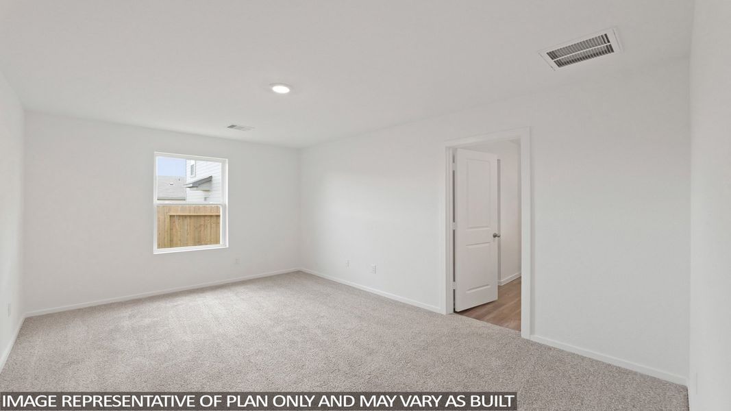 Spacious, unfurnished interior of a new home in Porters Mill, New Caney (Image 16).