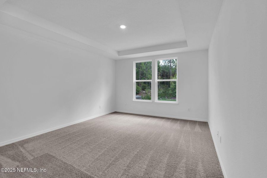 Spacious, unfurnished interior of a new home in Del Webb Saint Johns, St. Johns (Image 13).