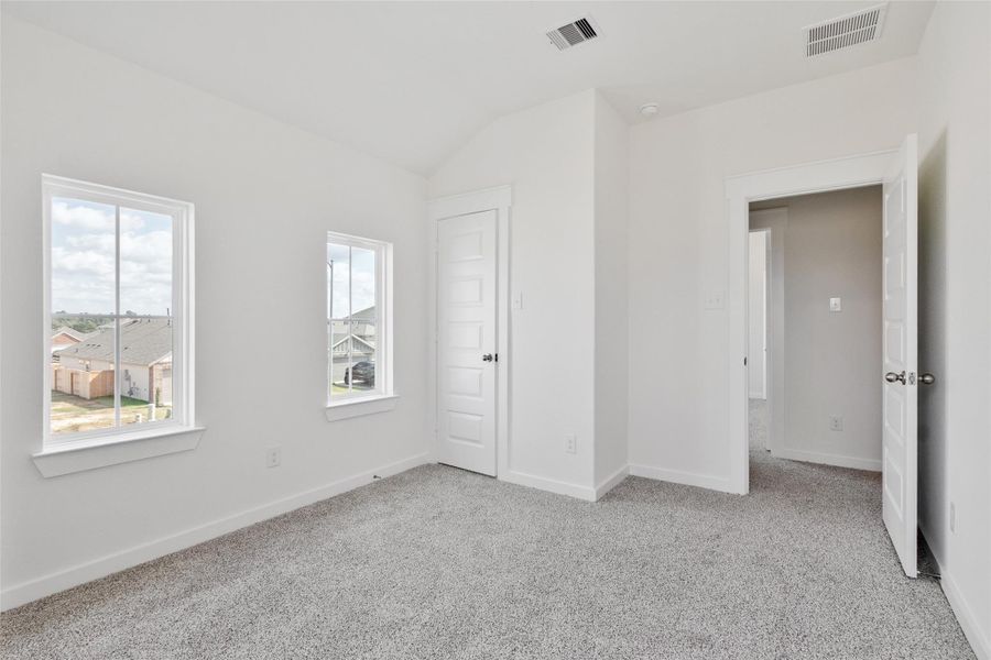 Spacious, unfurnished interior of a new home in Colony at Pinehurst, Pinehurst (Image 28).