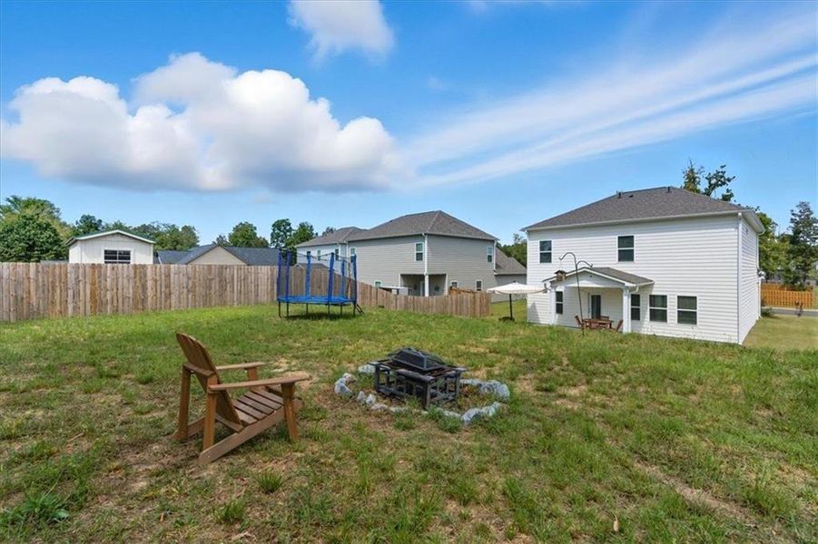 Exterior details and patio area of a home in , Rome (Image 22).
