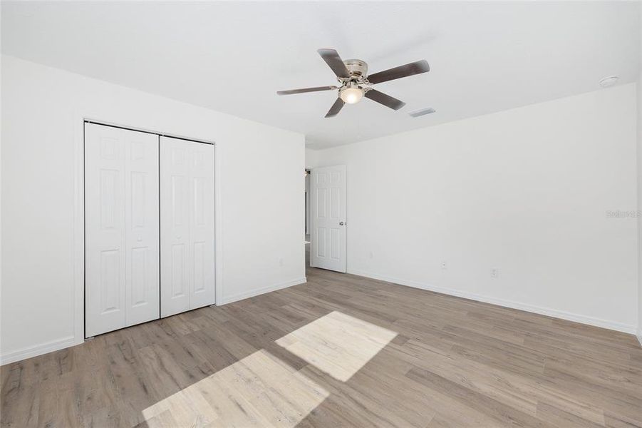 Spacious, unfurnished interior of a new home in , Ocala (Image 82).